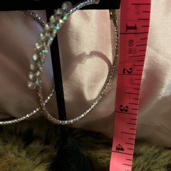 Hoops , chandelier and dangle earrings 4 pairs woman earrings - Picture 3 of 14